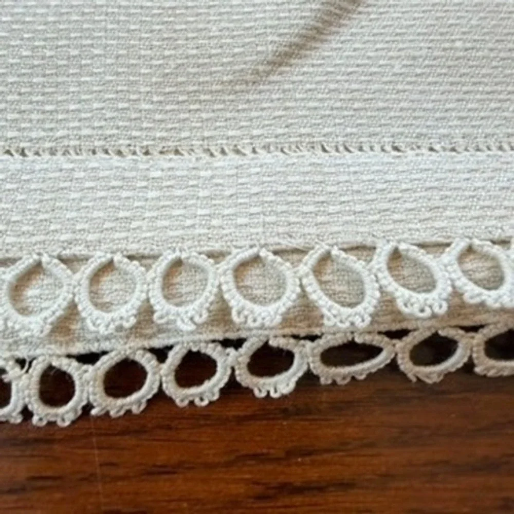 Set of 3 Vintage‎ White Linen Table Runners Damask Fleur de Lis